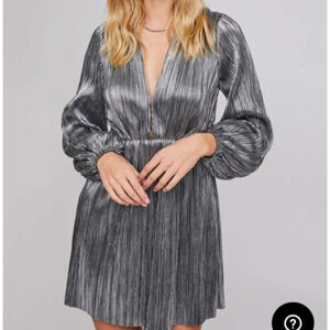 ASTR The Label Silver Metallic Glam Dress Midi VNeck Supernova Glitter Pleated